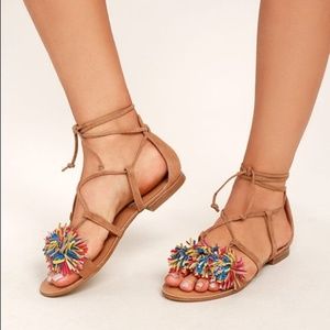 🌺 Steve Madden Swizzle Sandal Shoe